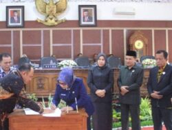Pemkab Labuhanbatu dan DPRD Tandatangani Nota Kesepahaman Perubahan KUA