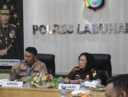 Kapolres Labuhanbatu Terima Kunjungan Kajari, Bahas Strategi Penanganan Perkara