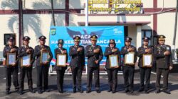 12 Anggota Sat Lantas Polres Metro Depok Terima Penghargaan dari Polda Metro Jaya